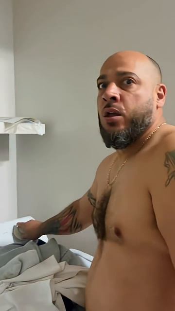 Funny scare prank #funnyvideo #reaction #fyp #viral #prank(1)