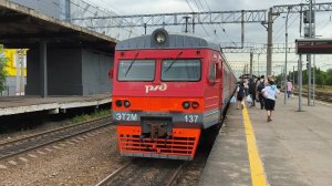 ЭТ2М 137 сообщением Санкт-Петербург - Пупышево на станции Рыбацкое