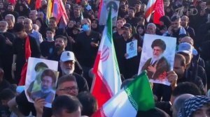В Иране проходят траурные мероприятия по верховному лидеру Али Хаменеи.