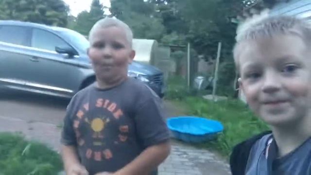 Ждите трек смотреть онлайн