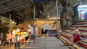Что посмотреть в Куала-Лумпур - Пещеры Бату, Башни Петронас, China Town на карте мира Малайзия