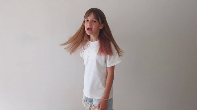 Савилова Полина, 11 лет. Aguteens Fest смотреть онлайн