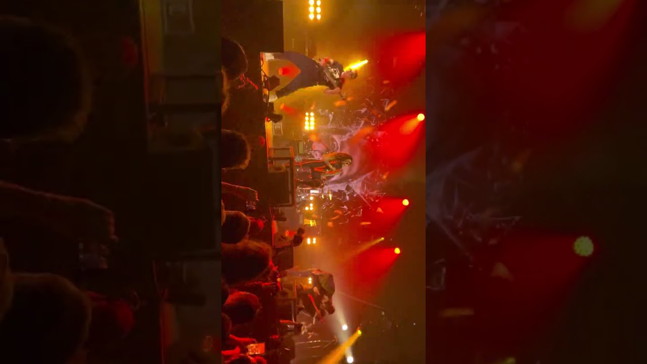 Слот - Просто человек (Live, 27 мая 2022, 1930 Moscow) смотреть онлайн