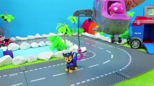 Много машин в игрушечном городе 🏙️  Техника для детей🚚Видео про машинки