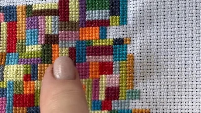 Как из обрезков мулине вышить красоту. #вышивкакрестиком #вышивка