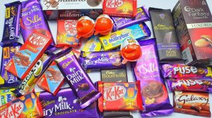 ✅ ASMR SO MANY LOT'S OF CANDY VERY SATISFYING AND RELAXING / АСМР много конфет расслабляющее видео