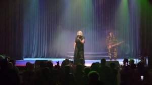 КАТЕРИНА ГОЛИЦЫНА - БЕССОВЕСТНО КРАСИВАЯ  (Муз. и сл. - Катерина Голицына)