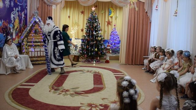 Новогодний утренник Детский сад. Средняя группа. 2023-2024 г 2 часть смотреть онлайн