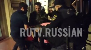 В Азербайджане полиция вновь с применением силы арестовала освобожденного судом человека.