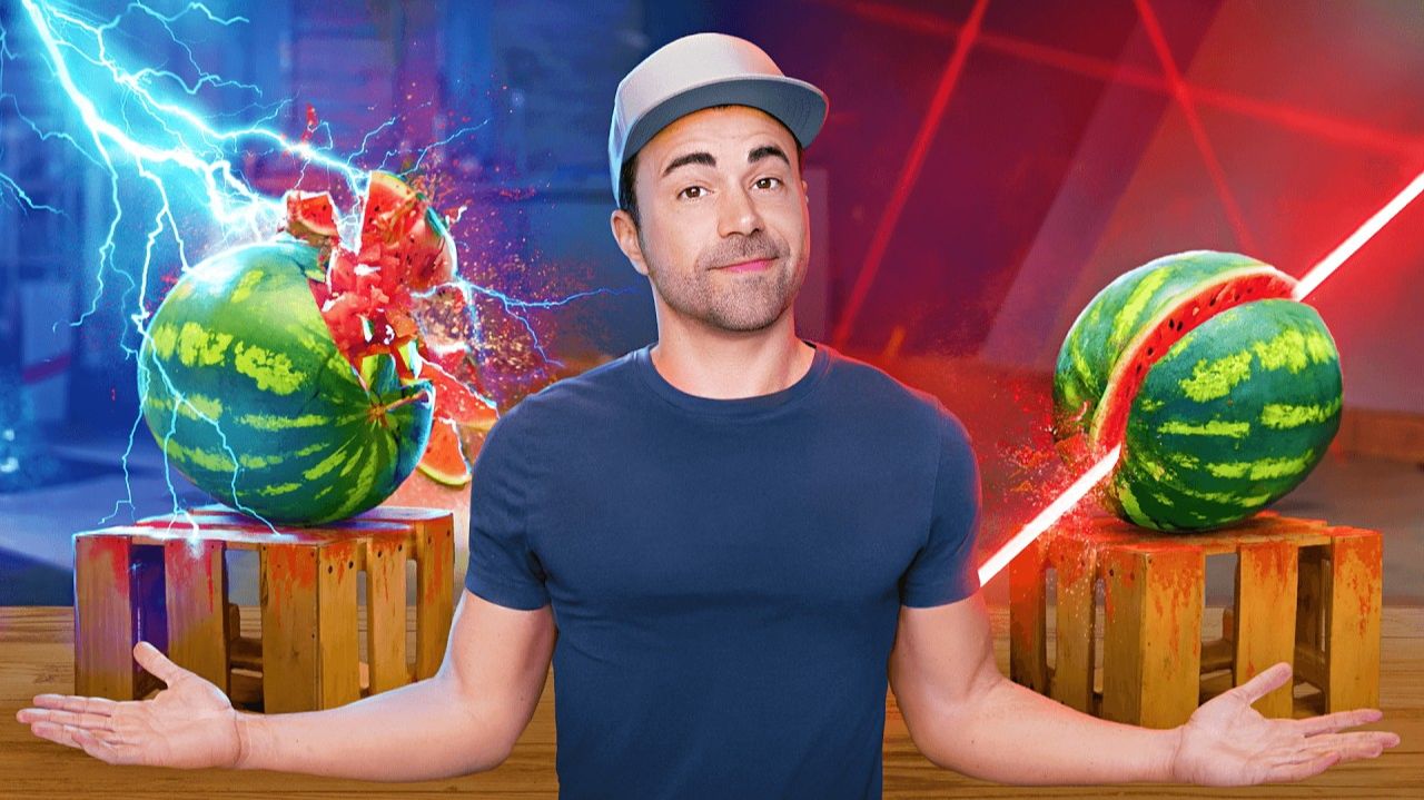 Какой из них сильнее - лазерный луч или грозовой разряд?
