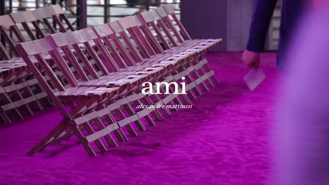 Показ мужской коллекции Ami весна-лето 2018 смотреть онлайн