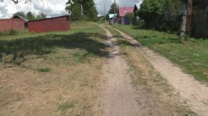 Деревни в глубинке России. Деревня Вязовец. Скромная и уютная деревня на окраине леса.