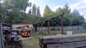 Монтаж балок на самодельном мини погрузчике.