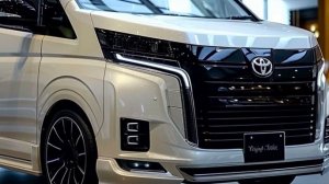 Новый Toyota Hiace 2025 — Идеальный Фургон для Бизнеса