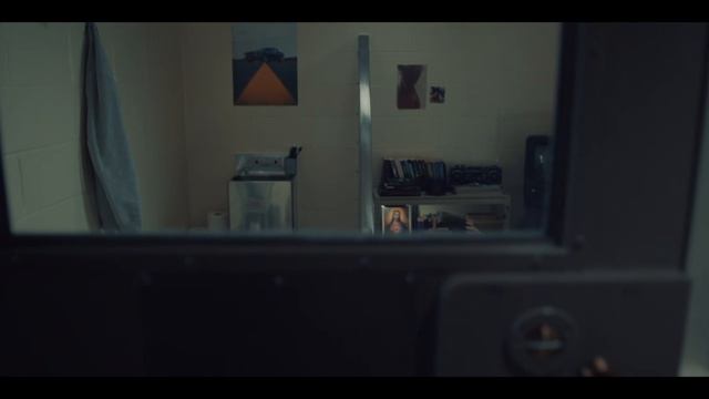 Прекрасное место, чтобы умереть 3 серия «Как гром среди ясного неба» (сериал, 2024)