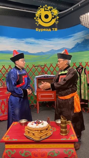 Рэгзэн Ракшаевич Ракшаев һургаалай үгэнүүдээр хубаалдаба смотреть онлайн
