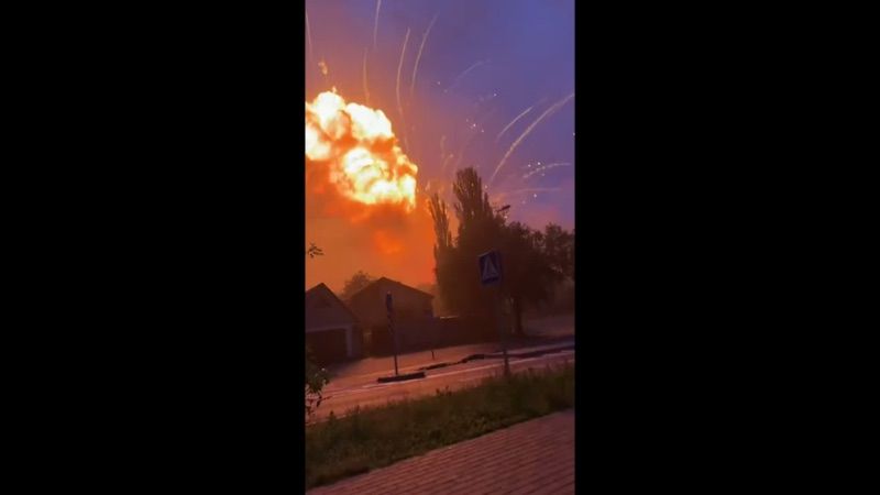 Салют в Куеве в честь дна независимости США
