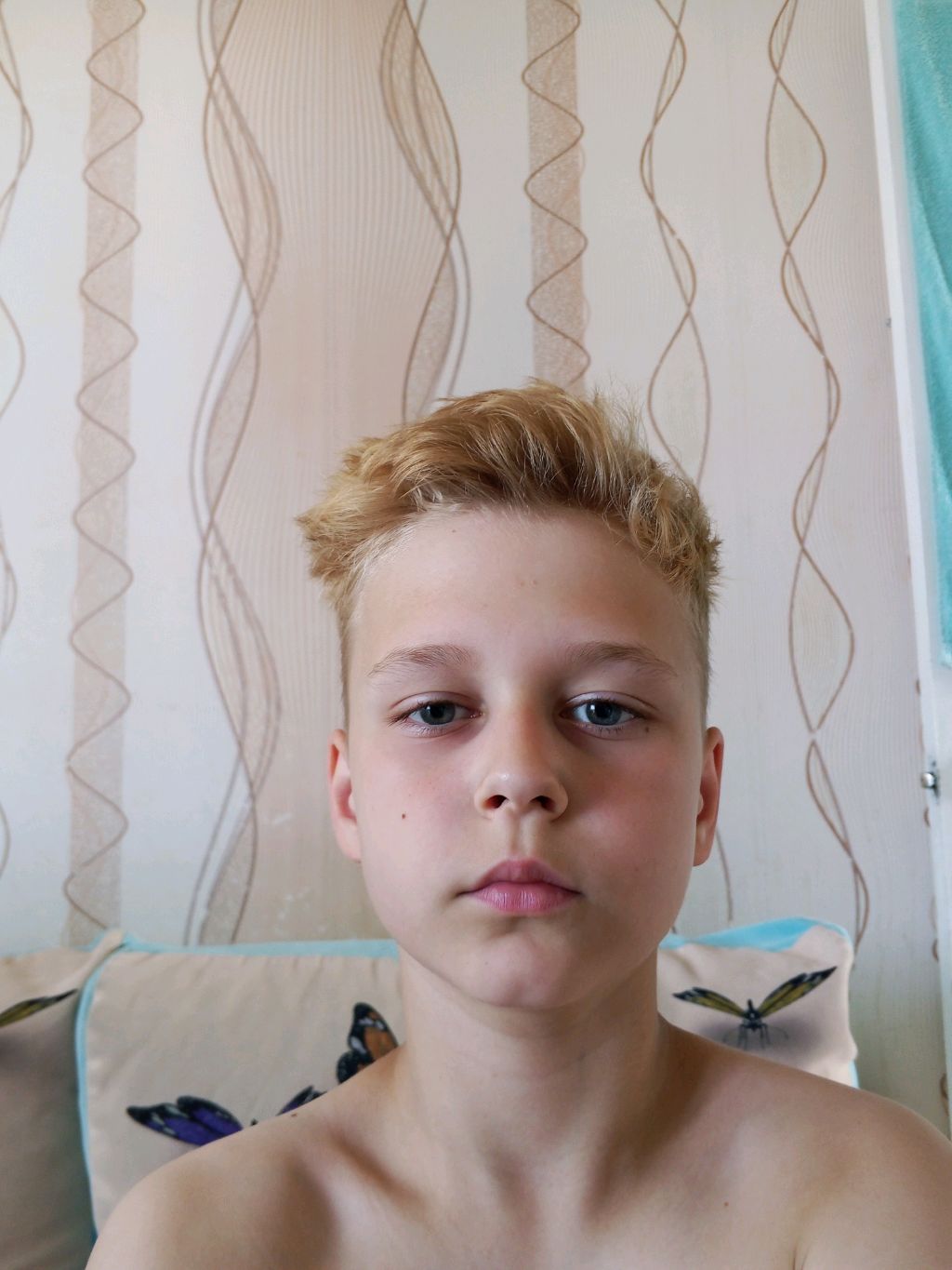 смотрю Стукита в 4 в лесу Моя реакция На ролик смотреть онлайн