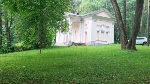 Прогулки по Москве. Усадьба Валуево. Часть 2. Прогулка по усадебному парку в дождливый день.