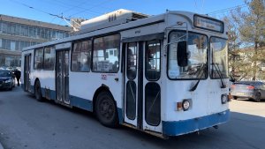 «История!» Поездка на троллейбусе ЗиУ-682ГМ1 №351 в Вологде, апрель 2022 года
