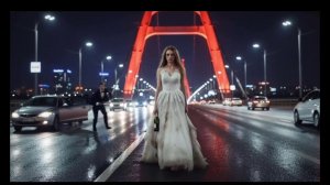 Но повеяла юность запахом сладким …