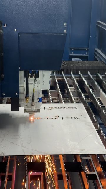 Оцениваем сталь для лазерной резки. Раскрой детали на стали Steelazer. #лазерныйстанок