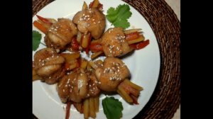 Куриные крылышки жареные и фаршированные овощами Китайская кухня Рецепт от повара