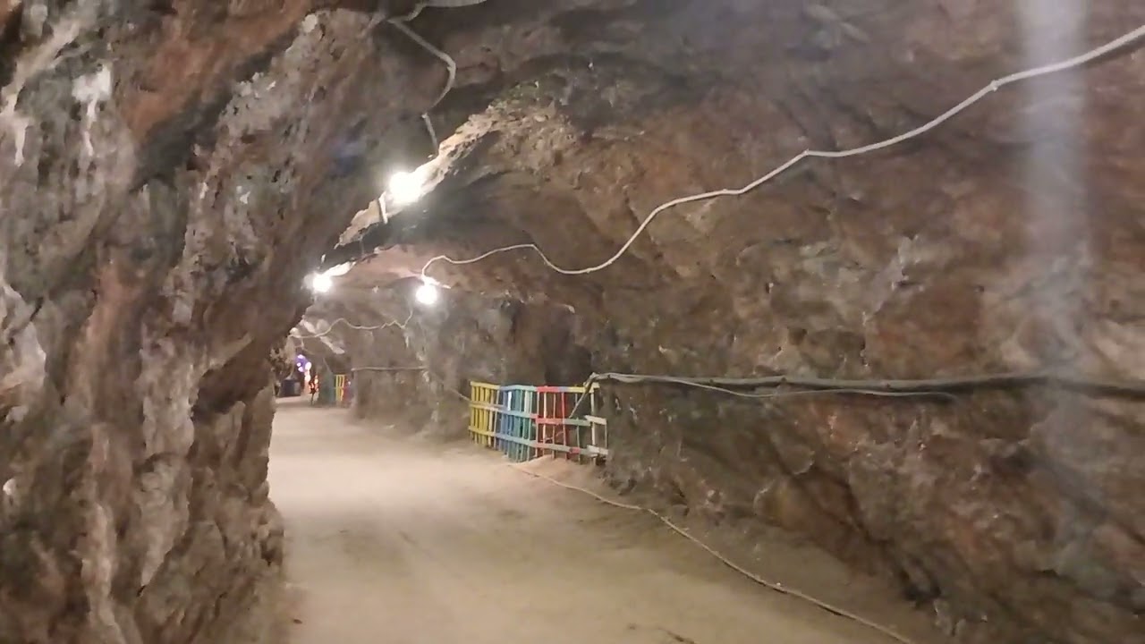 02 Khewra Salt Mine in Punjab, Pakistan / Экскурсия в соляную шахту в провинции Пунджаб, Пакистан смотреть онлайн