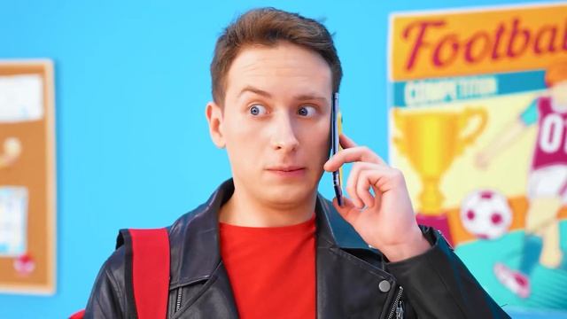 Мы строим удивительный кукольный домик. Испытание «Барби против роботов» #Крутые креативные лайфхак смотреть онлайн