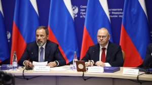 Олег Мельниченко на заседании Совета округа поделился опытом региона по работе с ветеранами СВО