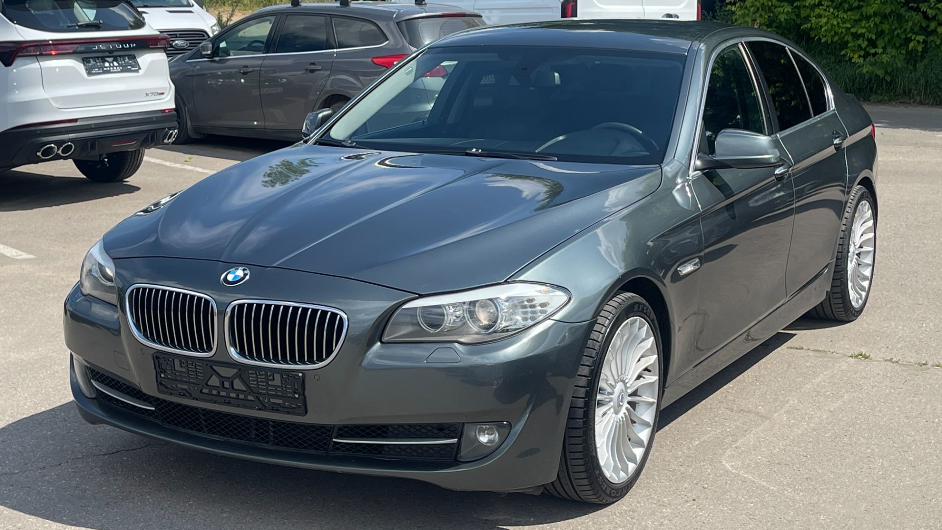 BMW 520I (2013) смотреть онлайн