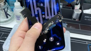 iPhone 13 не заряжается. Замена нижнего шлейфа.