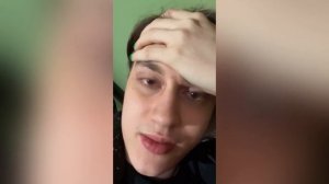 Хейтеры избили Некоглая во время прогулки🤕