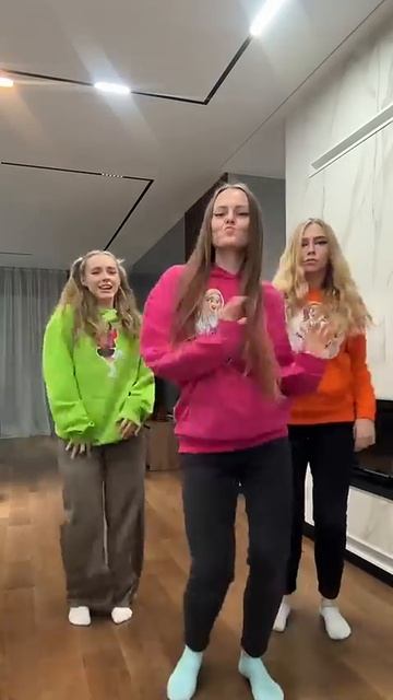 1000003333.mp4 смотреть онлайн
