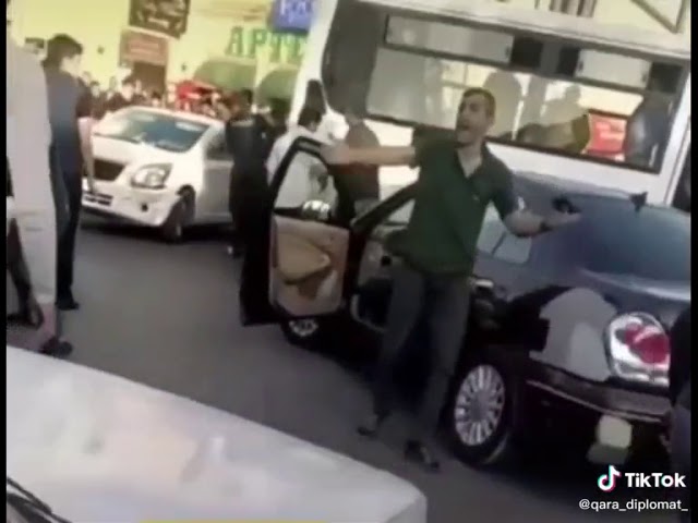 Автош убегает от полиции в Азербайджане - 1 смотреть онлайн