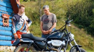 ЭНДУРО НА ХАРЛЕЕ!? Гоняем по полям на Harley-Devidson XL 1200C Sportster