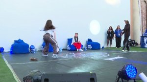 Первенство Таджикистана по спортивным уличным танцам: за титул чемпиона боролись сотни участников