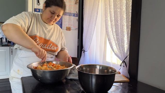 Old Easter Traditions – Easter Cooking in a Wood-Fired Stove in Our Village смотреть онлайн