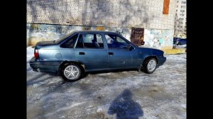 DAEWOO NEXIA где датчик уровня топлива????