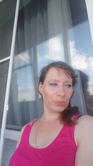 Уборка во всю Уже кухня обустроена, будем готовить с мужем другие комнаты к уюту