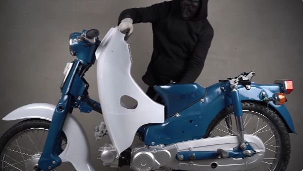 Реставрация 50 летнего мотоцикла  HONDA из 1970х годов