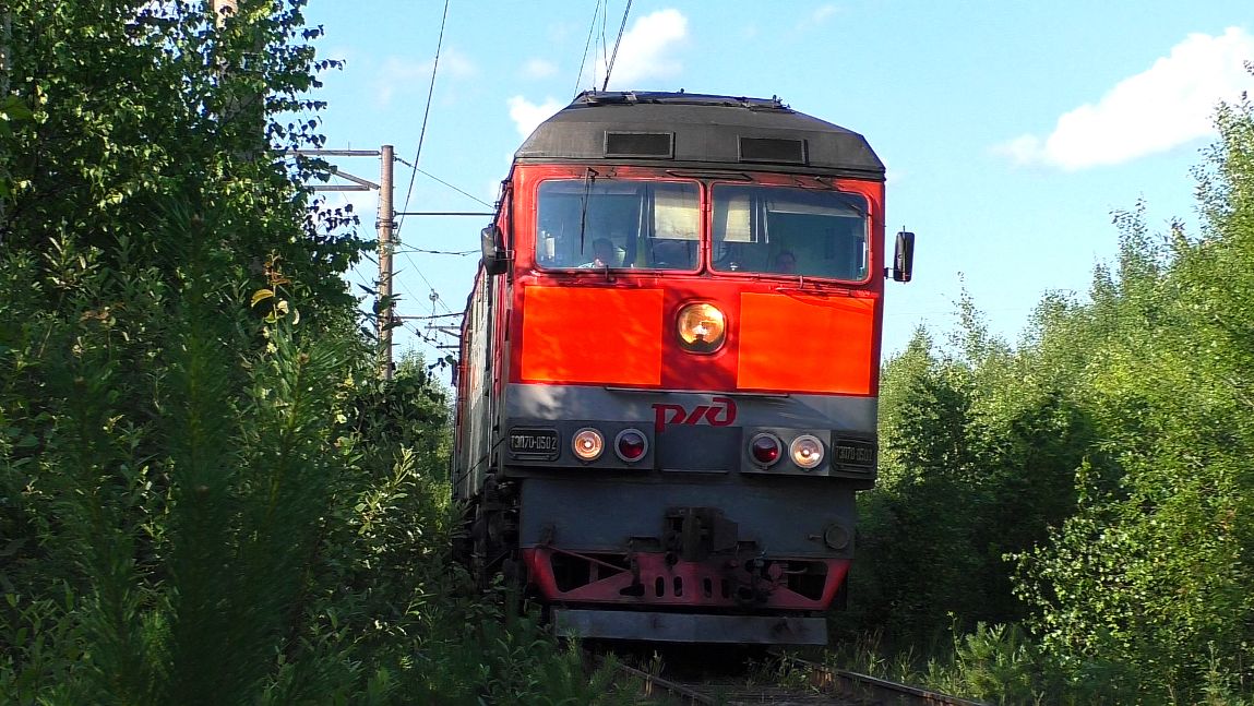 ТЭП70-0502 с туристическим поездом "Императорский маршрут" Алапаевск - Екатеринбург-Пасс. смотреть онлайн
