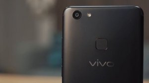 Vivo в России! Обзор Vivo V7+ с экраном 18:9 и Snapdragon 450 (первый в мире)
