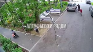 Москвичка поставила малолетнего сына на колени и заставила целовать ноги