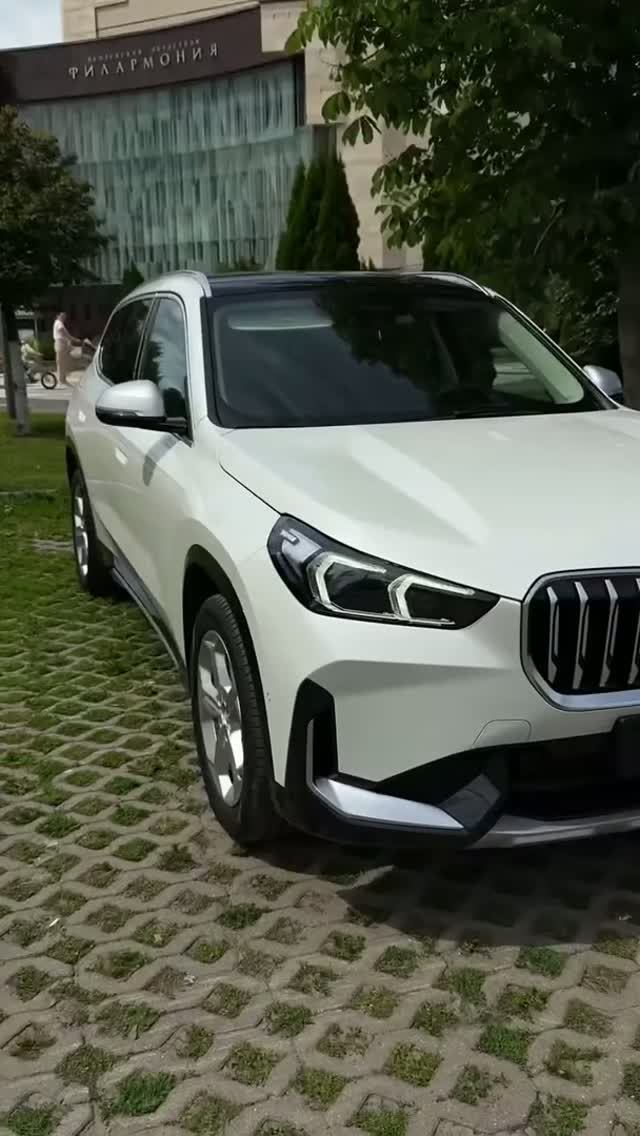 BMW X1 U11 2023 года из Китая за 1.5 месяца. Обзор авто.