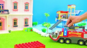 Пожарная машинка тушит огонь! 🚒Вертолет спешит на помощь  И много игрушек 😍Видео детям