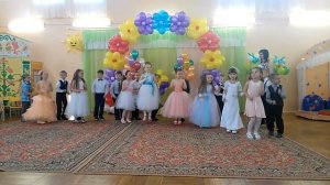 ПАРОВОЗ Букашка в Детском саду