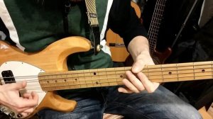 Супер Slap ФИШКА на бас гитаре с up-down и hammer on. Bass Slap Triplets Lick