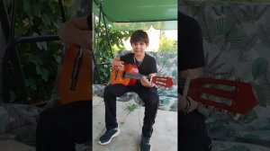 🎸«Звезда по имени Солнце»☀️и  мальчик-гитарист. #цойжив 1 урок- #гитараснуля #звездапоименисолнце