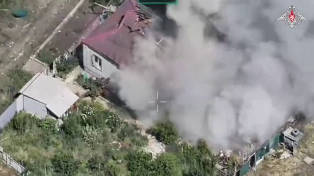 Уничтожение укрытия с боевиками ВСУ в Алексеево-Дружковке смотреть онлайн
